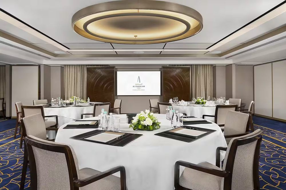 利雅得文华东方酒店 Mandarin Oriental Al Faisaliah, Riyadh_riyadh-meetingrooms-majlis2_hei=1000