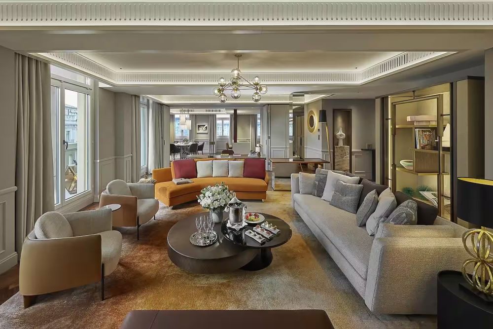 苏黎世萨沃伊文华东方酒店 Mandarin Oriental Savoy, Zurich_zurich-suites-presidentialsuite-living-room_hei=1000