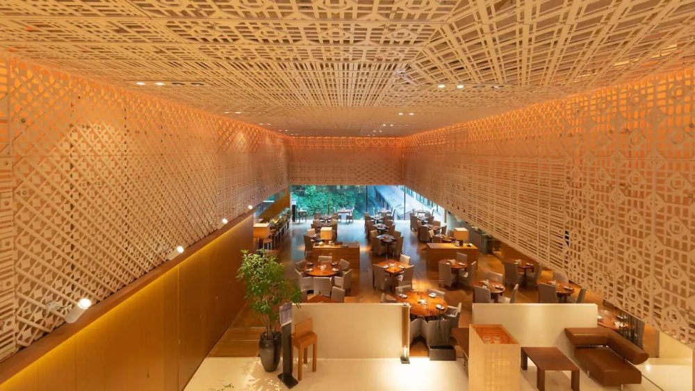 京都凯悦酒店  Hyatt Regency Kyoto_KYOTO-P2345-Cafe33-Dining-Tables.16x9.webp.jpg