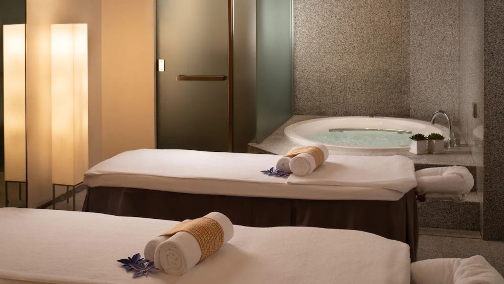 京都凯悦酒店  Hyatt Regency Kyoto_Hyatt-Regency-Kyoto-P1649-RIRAKU-Spa-Treatment-Suite-Room.16x9.webp.jpg