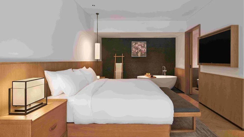 绍兴博景酒店 POKKEI Hotel Shaoxing_HGHYP-P0036-Puyue-Standard-King-Loft.16x9.webp.jpg