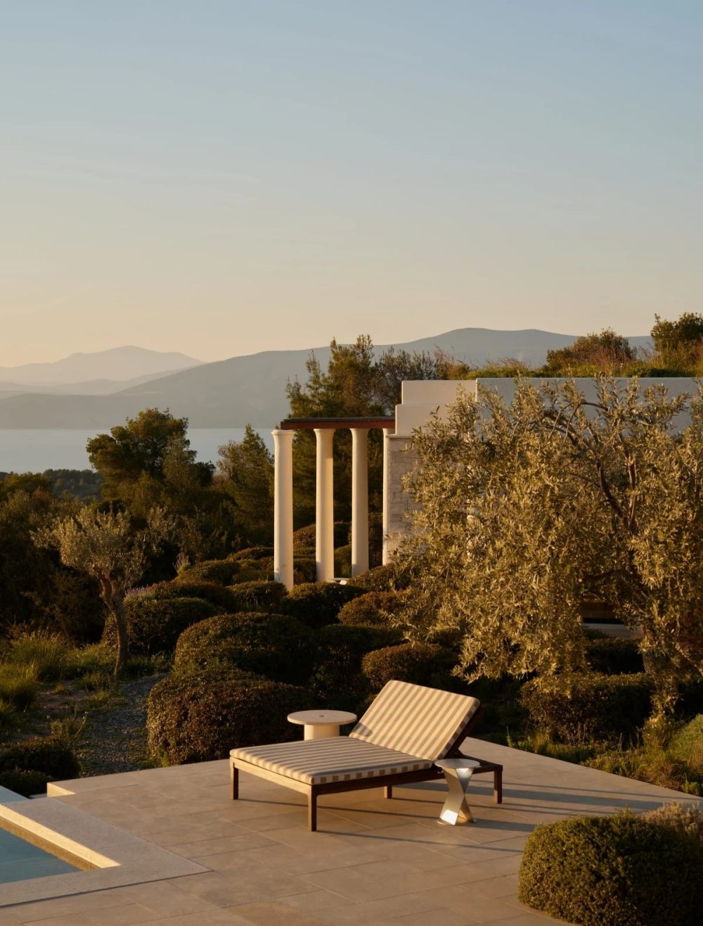 Edward Tuttle-希腊安缦卓熠 Amanzoe_amanzoe-accommodation-villa_3_2.webp.jpg