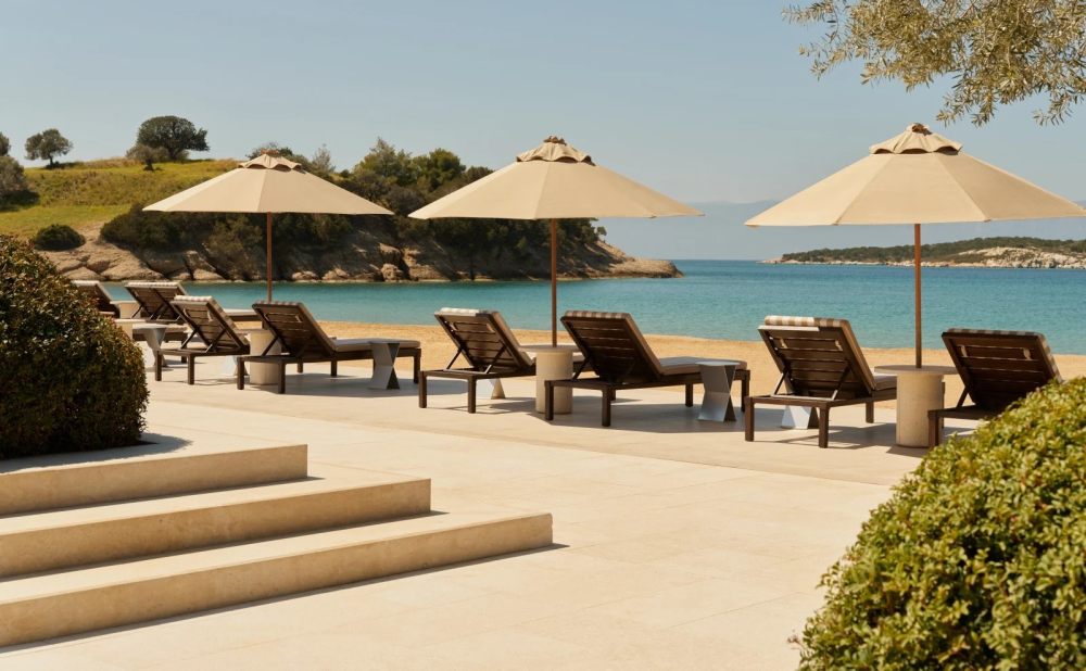 Edward Tuttle-希腊安缦卓熠 Amanzoe_amanzoe-beach-club_0.webp.jpg