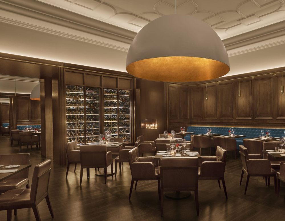 阿布扎比艾迪逊酒店 The Abu Dhabi EDITION_Oak-Room-Wine-Cellar.jpg