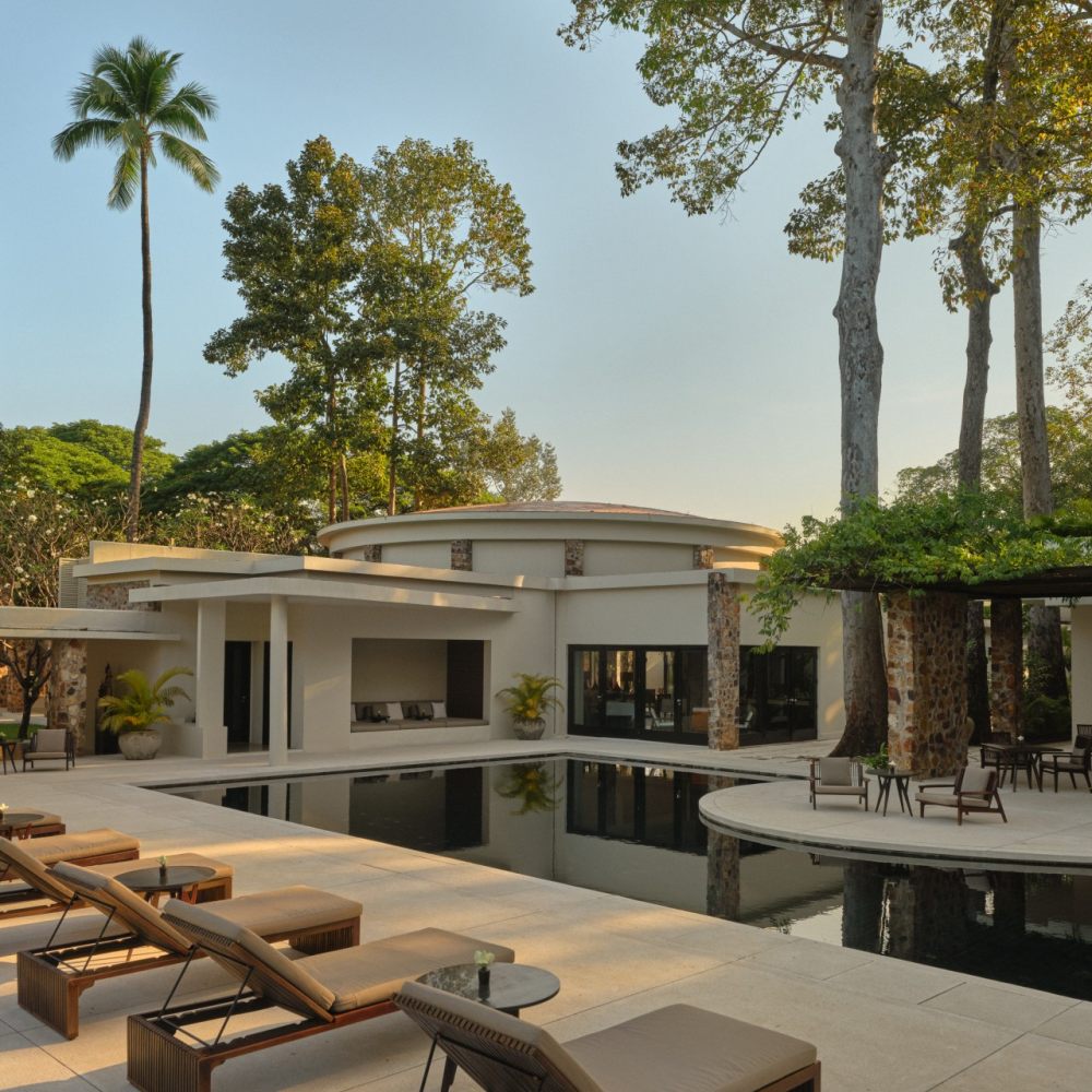 Kerry Hill-柬埔寨暹粒安缦萨拉 Amansara_amansara_cambodia_-_resort_architecture_main_pool.jpg