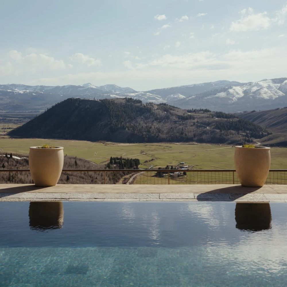 Edward Tuttle-安缦嘉宁 Amangani_amangani_usa_-_wyoming_infinity_pool.webp.jpg