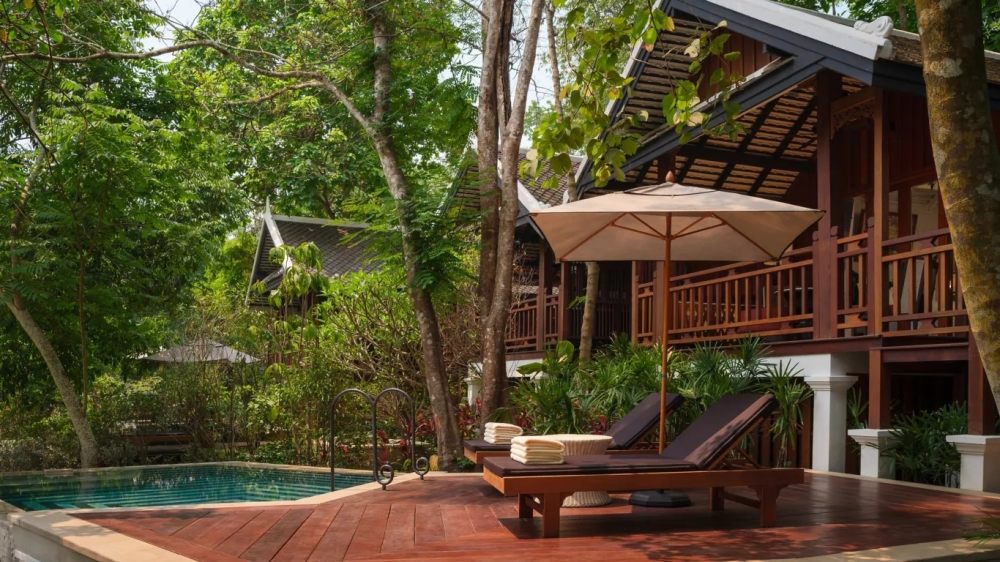 金边琅勃拉邦瑰丽酒店 Rosewood Phnom Penh_waterfall-pool-villa-terrace-004-1_WIDE-MEDIUM-4-3.webp.jpg