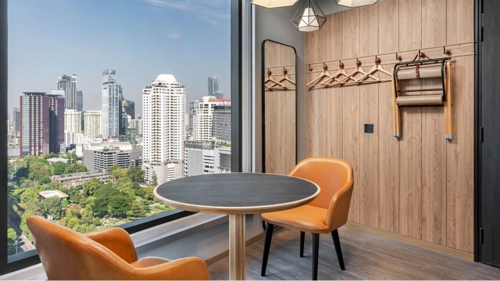 曼谷莫克西酒店 Bangkok Moxy Hotels_20240514_220349_118.jpg