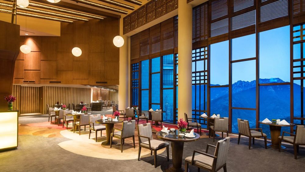 九寨沟悦榕庄 Banyan Tree Jiuzhaigou_image_url=https://www.banyantree.com/assets/2021-10/dining-hero_0.webp.jpg