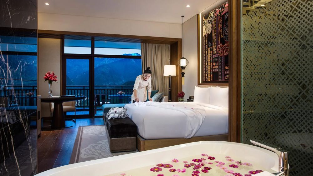 九寨沟悦榕庄 Banyan Tree Jiuzhaigou_image_url=https://www.banyantree.com/assets/2021-12/bt-jiuzhaigou-valley-room-king-hero.webp.jpg