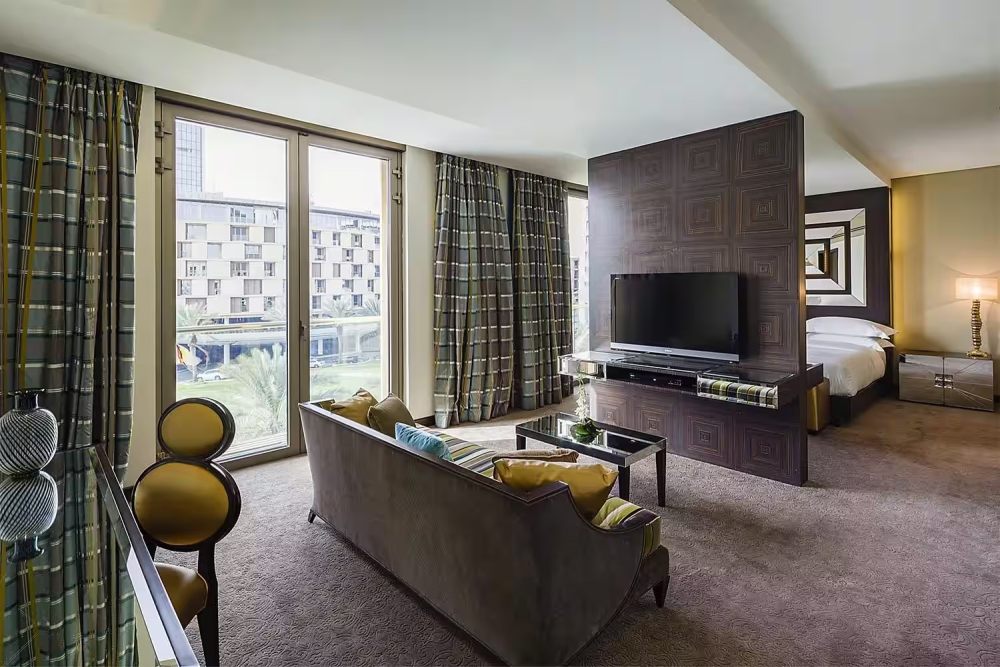 利雅得费萨利亚文华东方酒店 Mandarin Oriental Al Faisaliah_riyadh-south-wing-royal-diamond-bedroom-1_hei=1000