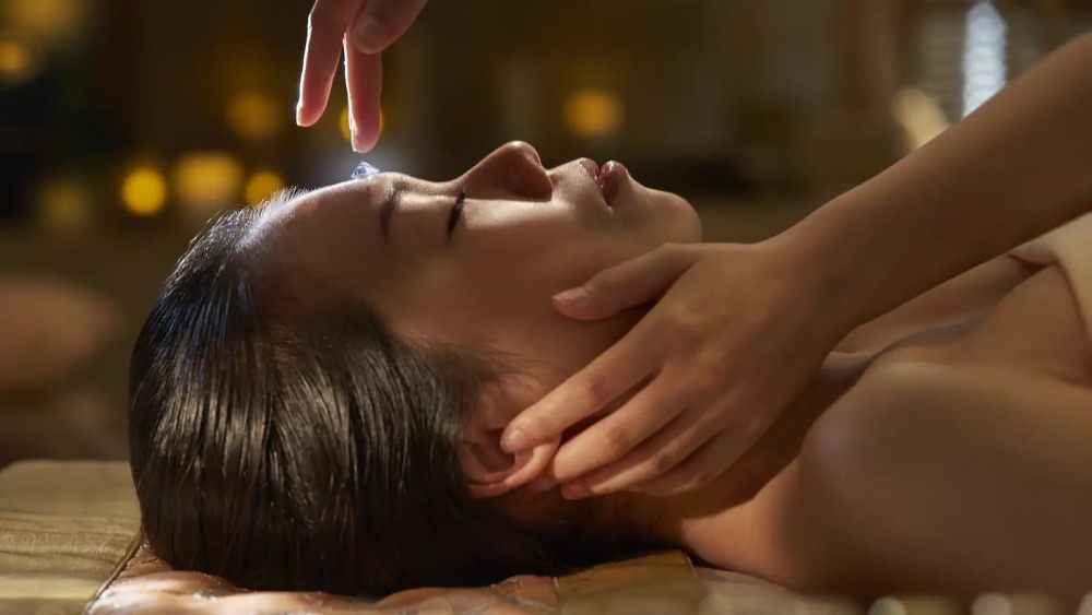 卢塞恩文华东方皇宫酒店 Mandarin Oriental Palace Luzern_landmark-2015-luxury-spa-treatment-diamond-facial_wid=1600