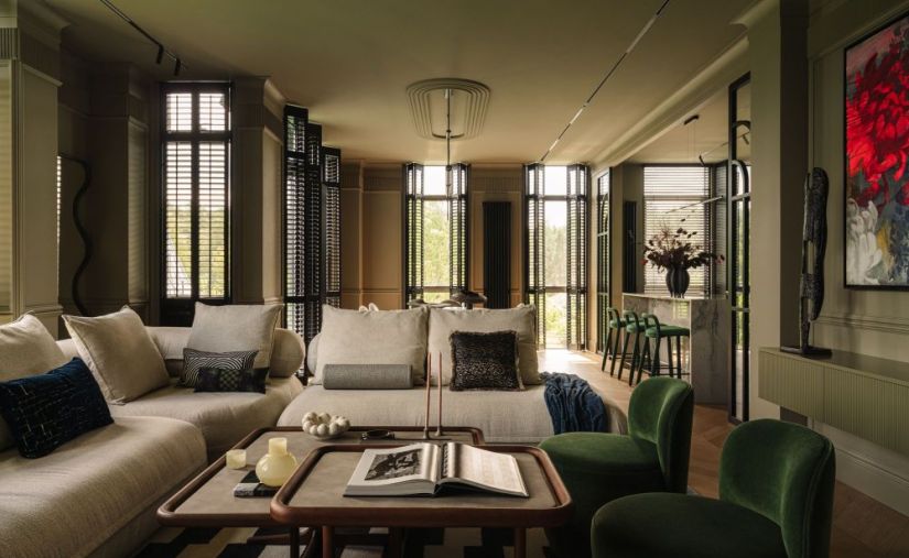 卡其色公寓 | Olga Gryban | 2025 | 波兰