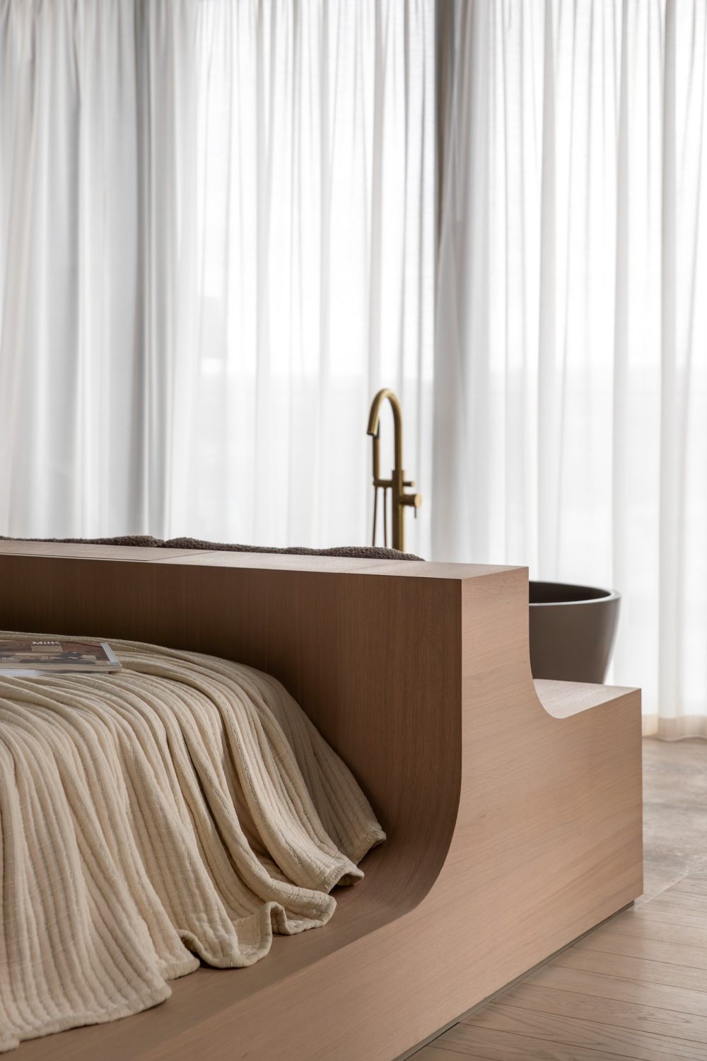 Woodland_Interior_RoisinLafferty_HJL_RuthMaria_60.jpg