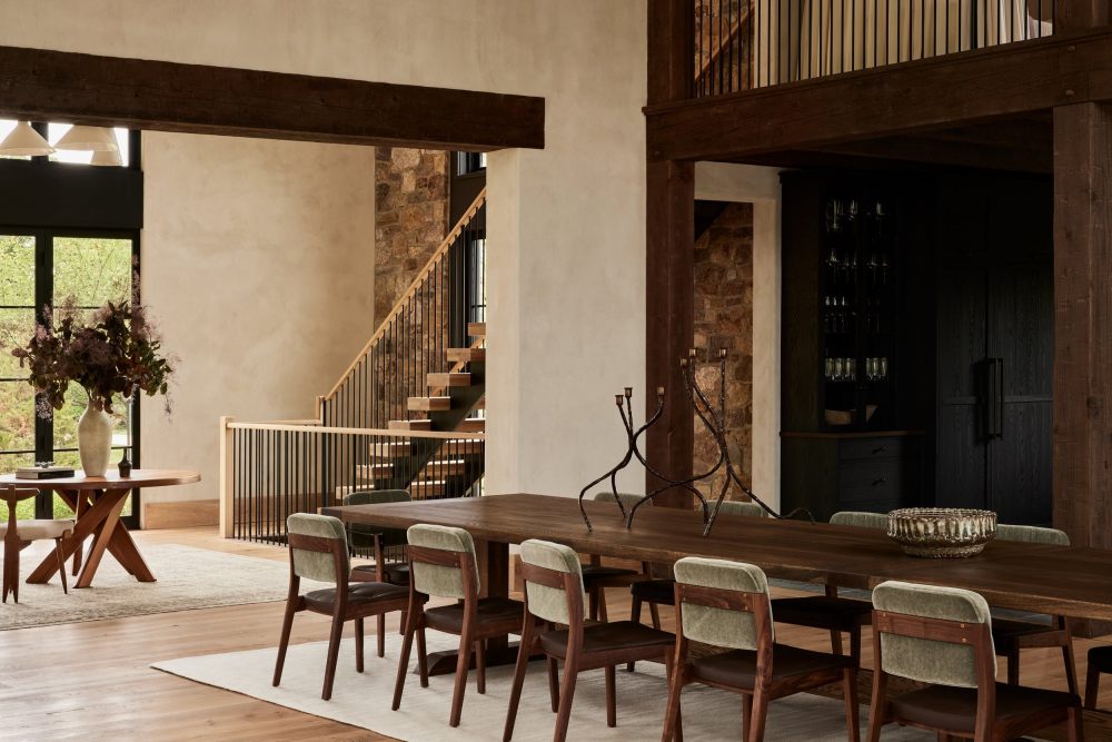 Urisno Interiors_Entertainment Barn_2.jpg