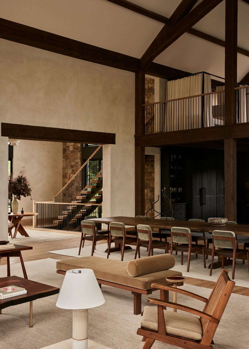 Urisno Interiors_Entertainment Barn_3.jpg