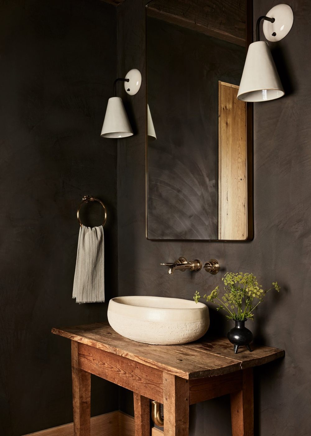 Urisno Interiors_Entertainment Barn_26.jpg