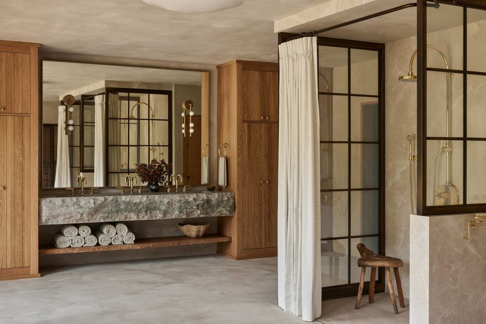 Urisno Interiors_Entertainment Barn_28.jpg