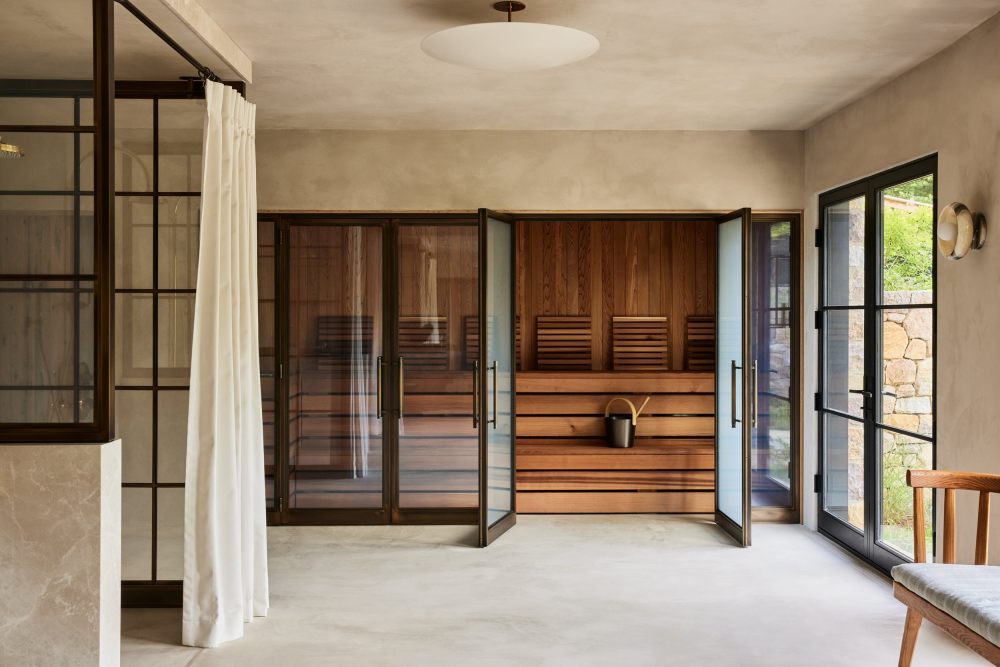 Urisno Interiors_Entertainment Barn_31.jpg