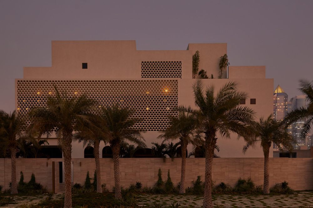 CASA-AMAL-THE-STELLA-COLLECTIVE-08-2400x0-c-default.jpg