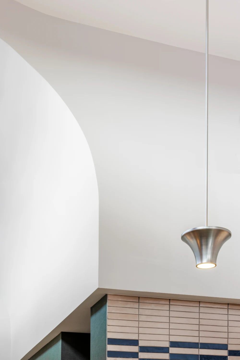 curve,wall,detail,tile,pendant.jpg