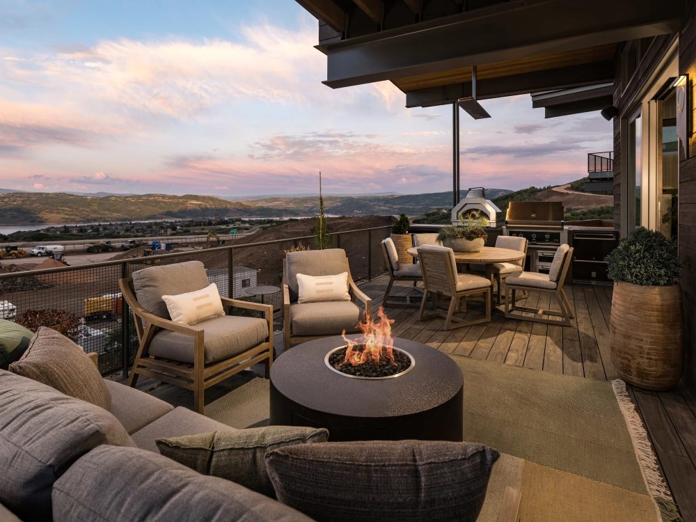mcvelvaerepatio4864sml.jpg