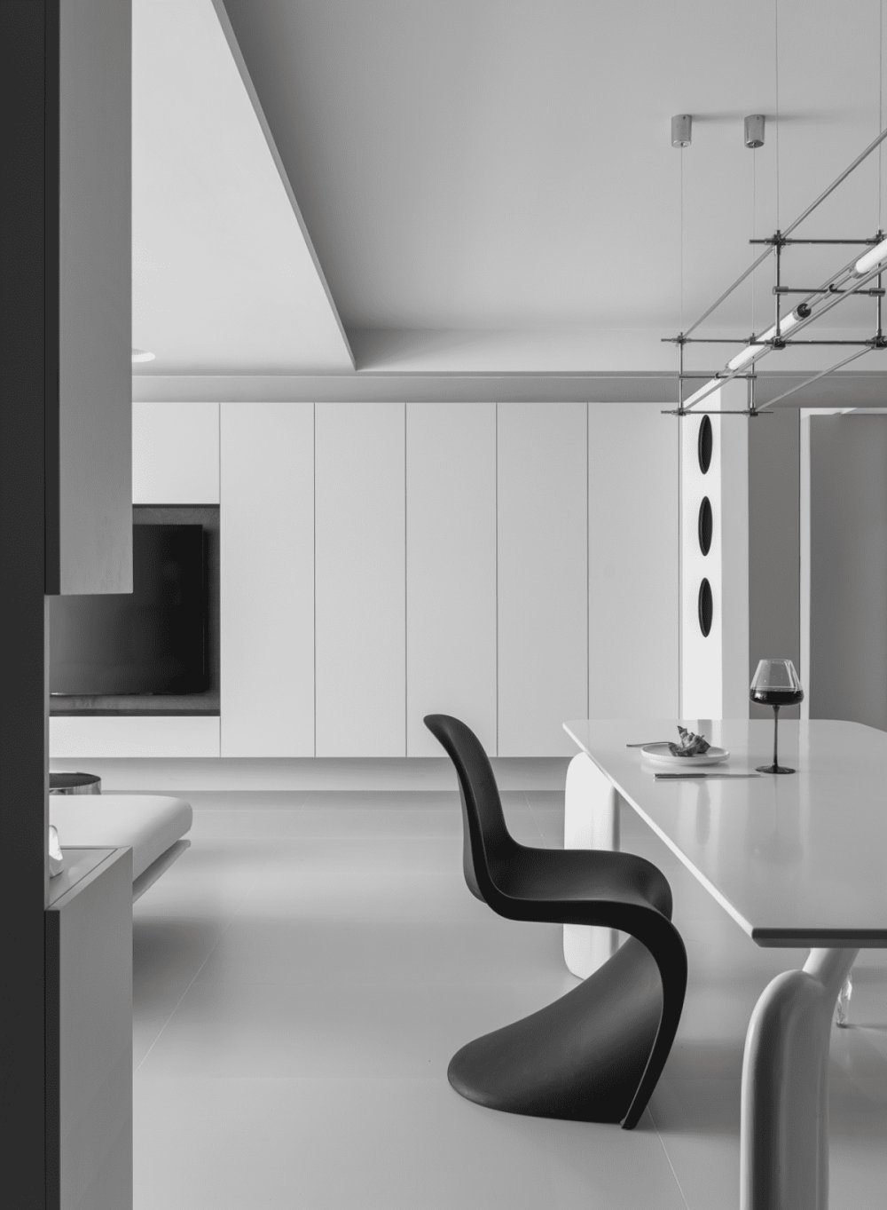 24E00562-HDR.png