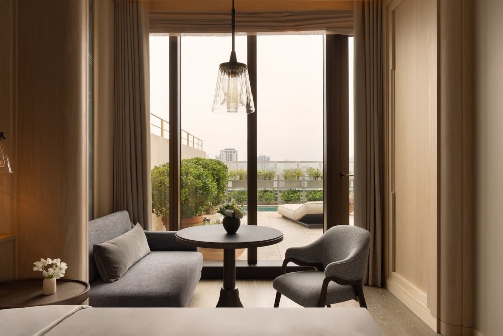 台北嘉佩樂酒店 Capella Taipei_Capella-Taipei-Pool-Terrace-King-Room-2025-tn-a.jpg