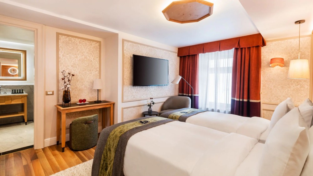 弗卢埃拉达沃斯酒店 HOTEL FLÜELA DAVOS_20260703_131212_1949.jpg