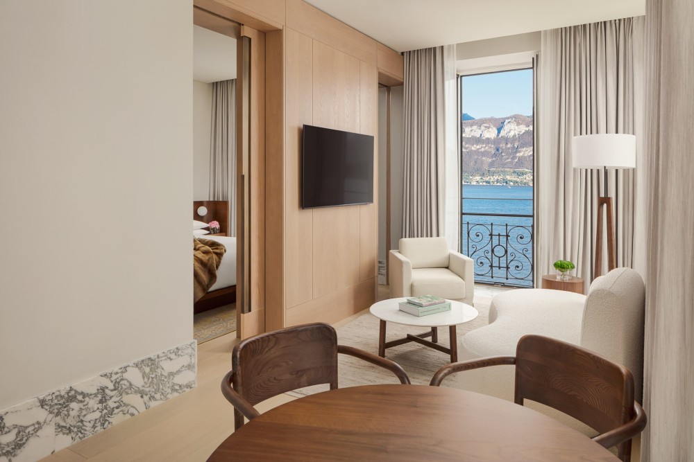 意大利科莫湖Edition酒店 The Lake Como Edition, Italy_EDT-MILLE-Loft_Suite_Lake_View_01.jpg
