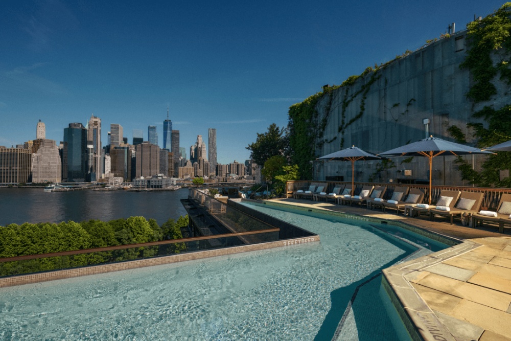 纽约布鲁克林1号酒店 1 Hotel Brooklyn Bridge_1BB_Harriets_Rooftop__0578h1280.png