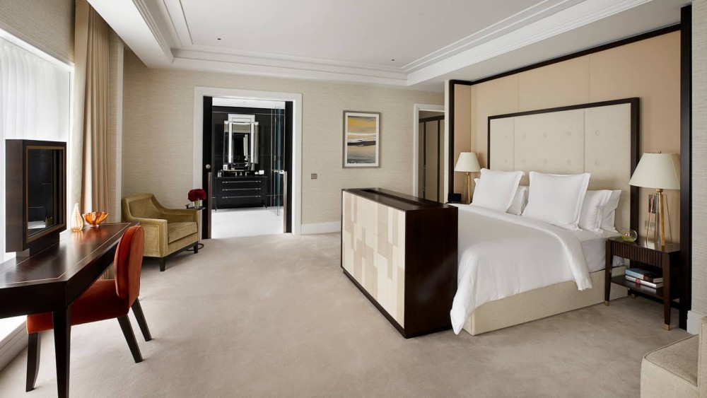 伦敦塔桥四季酒店 Four Seasons Hotel London at Tower Bridge_20260806_180958_1486.jpg